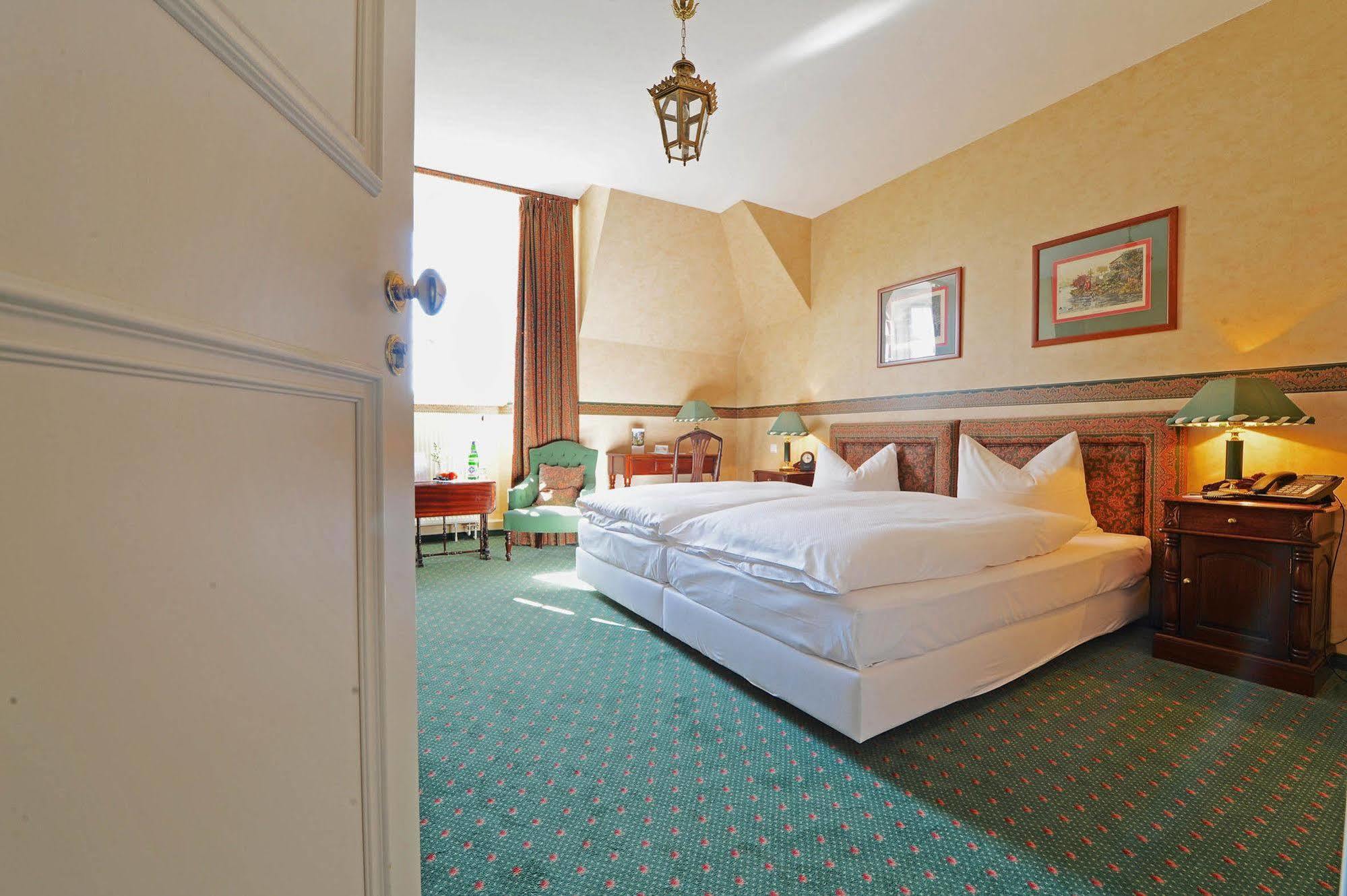 Schlosshotel Villa Westerberge Aschersleben Εξωτερικό φωτογραφία