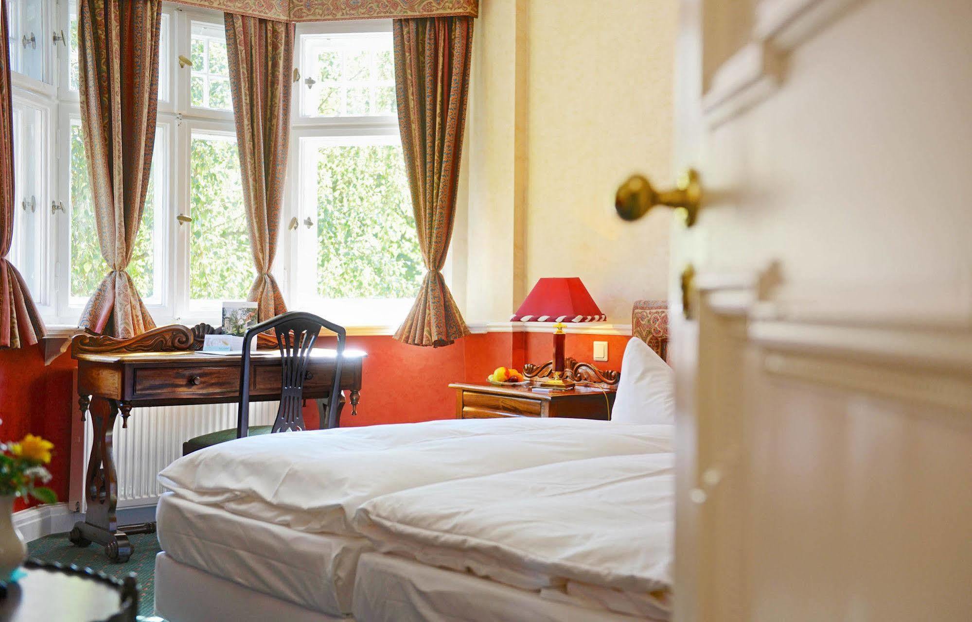 Schlosshotel Villa Westerberge Aschersleben Εξωτερικό φωτογραφία